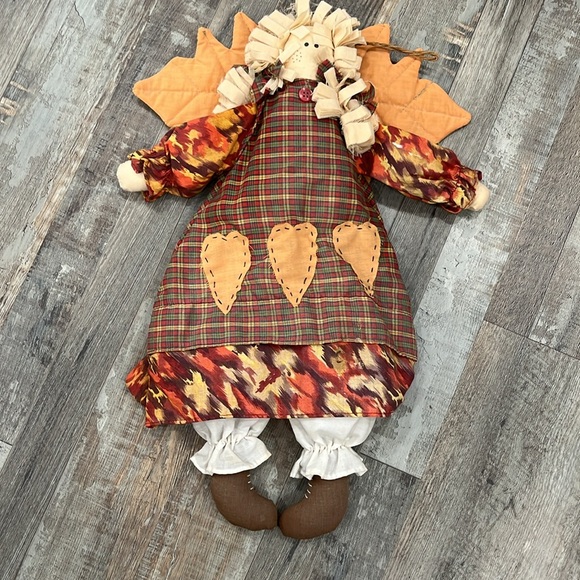 Two Primitive Fall Angels - Picture 5 of 8